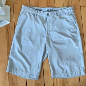 Adidas Light khaki golf shorts size 32
